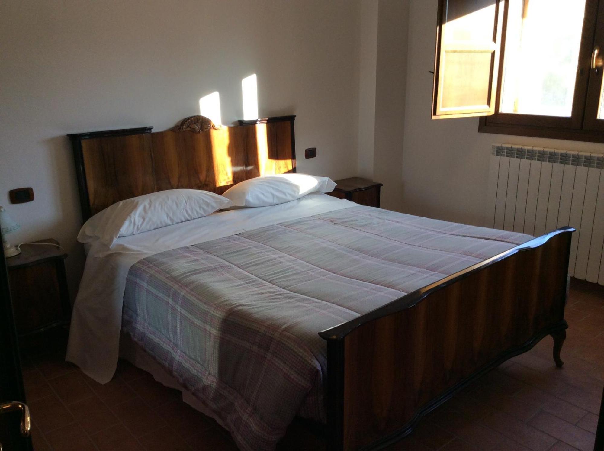Hotel Il Feudo Dei Pierleoni Celano Bilik gambar