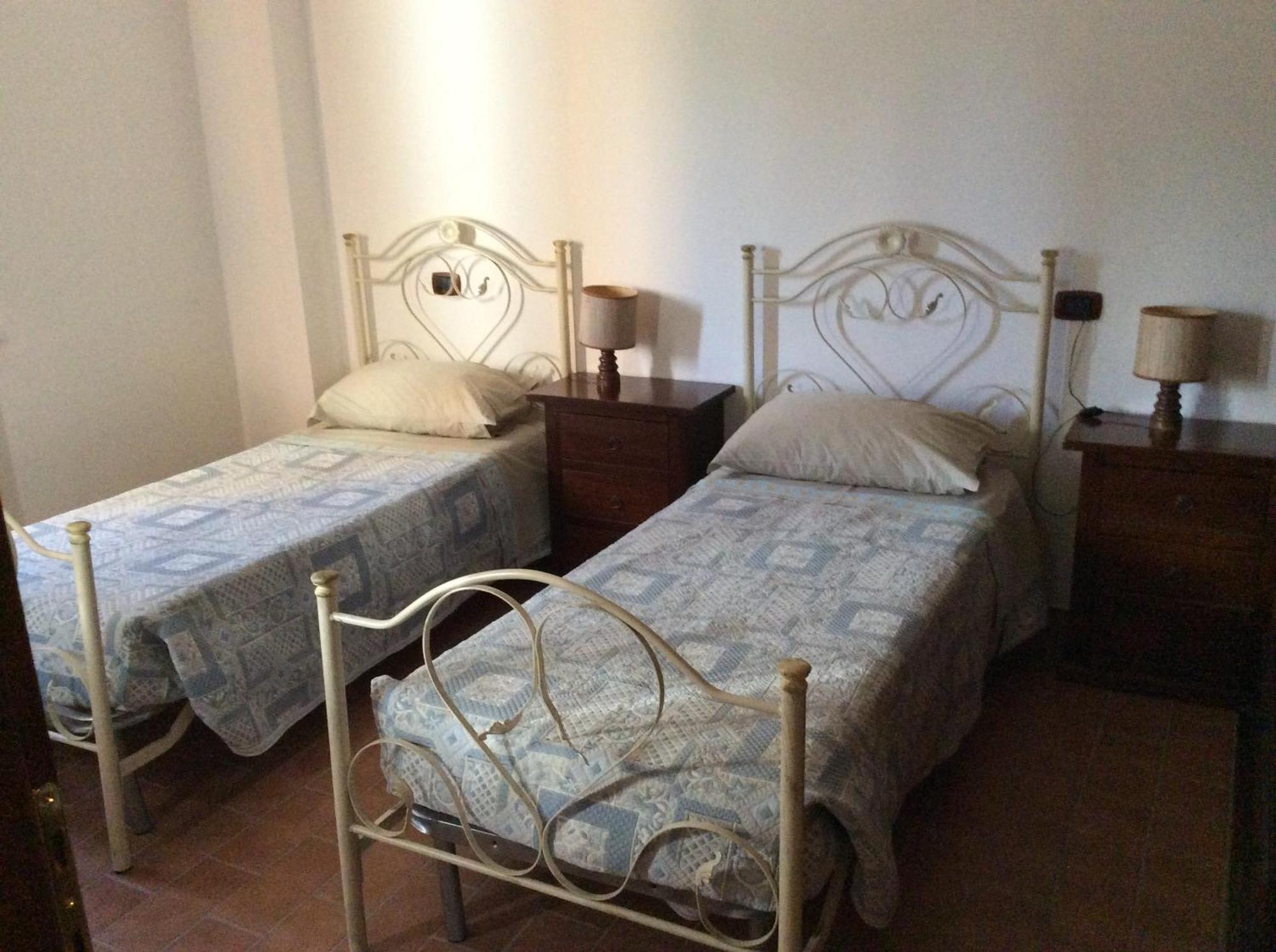 Hotel Il Feudo Dei Pierleoni Celano Bilik gambar