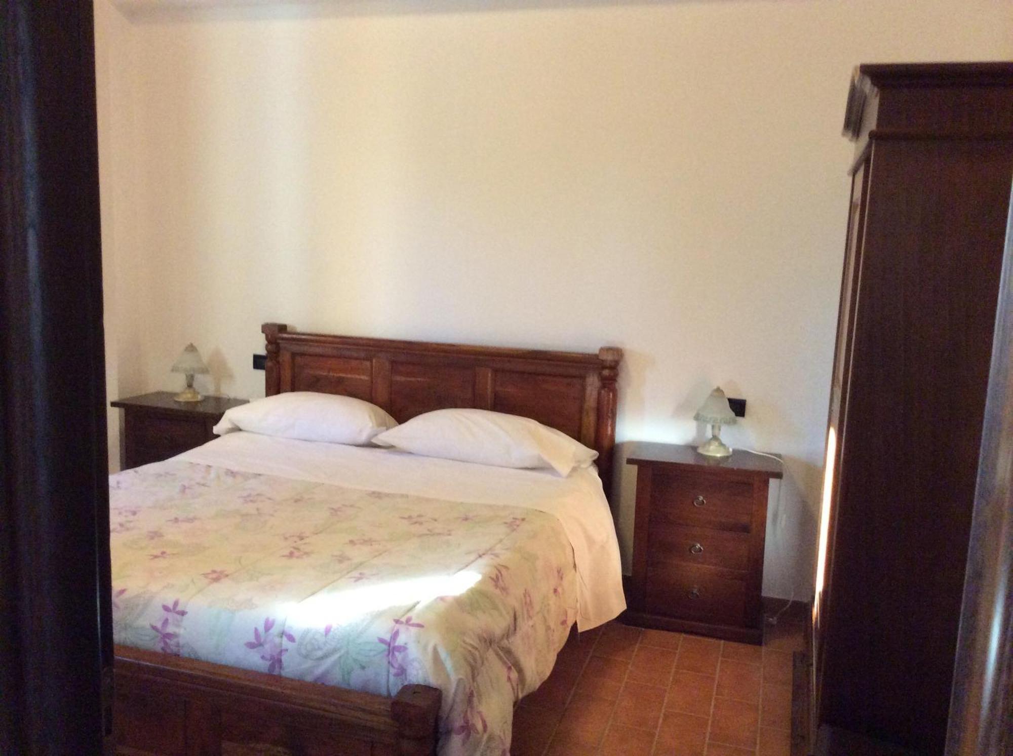 Hotel Il Feudo Dei Pierleoni Celano Bilik gambar