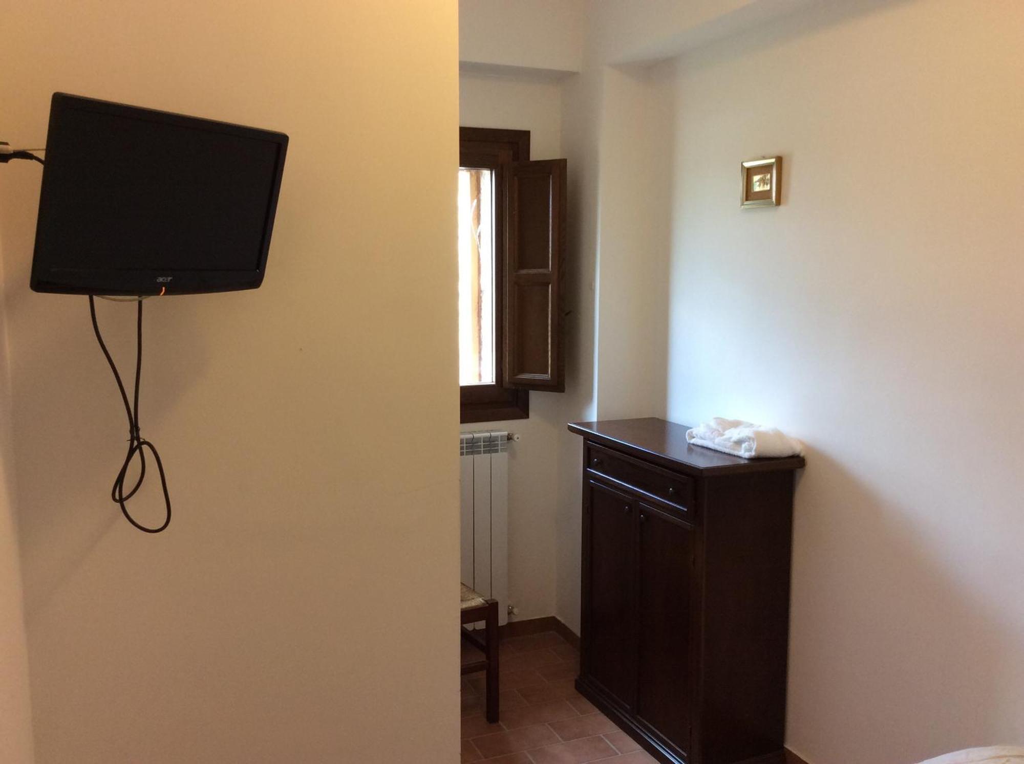Hotel Il Feudo Dei Pierleoni Celano Bilik gambar