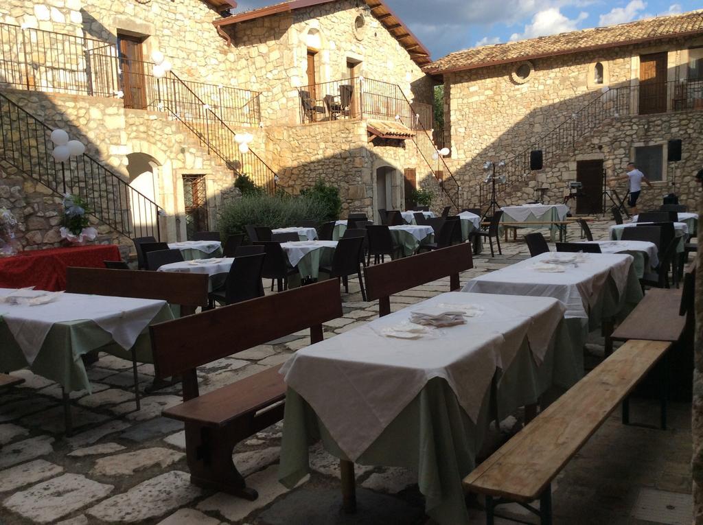 Hotel Il Feudo Dei Pierleoni Celano Luaran gambar