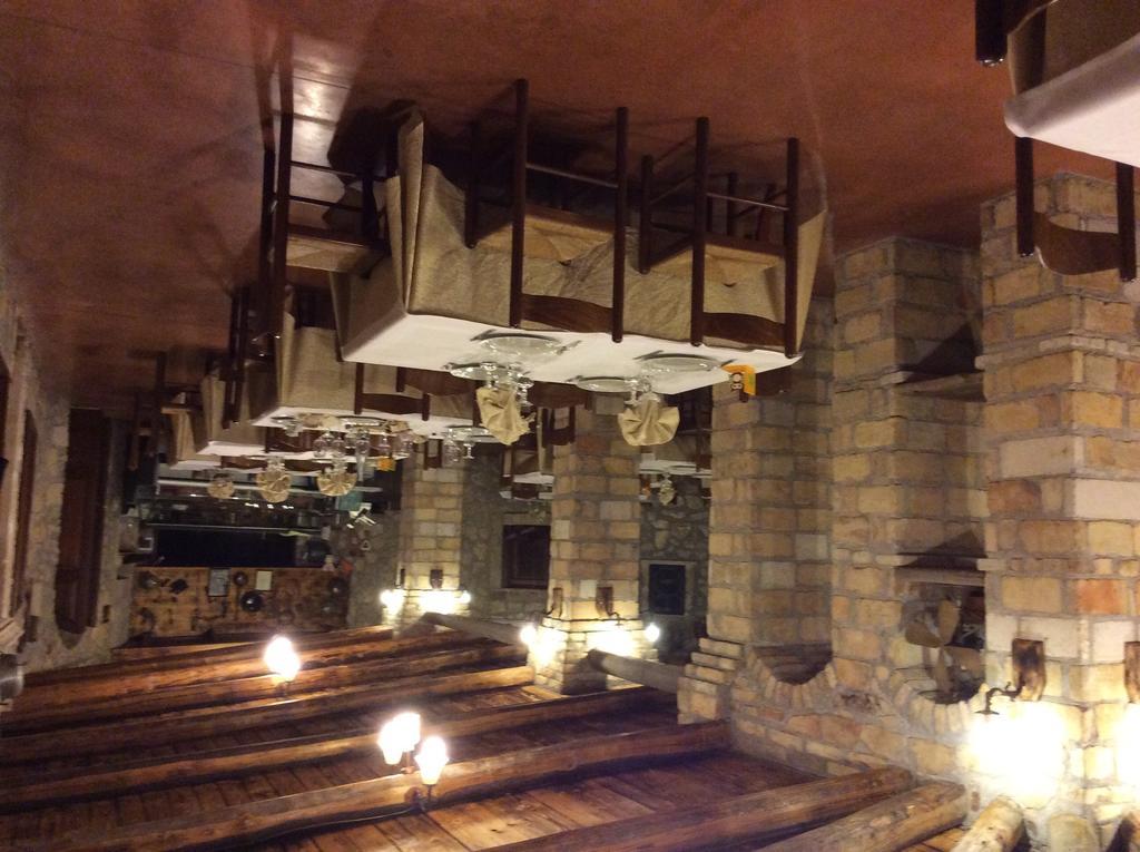 Hotel Il Feudo Dei Pierleoni Celano Luaran gambar