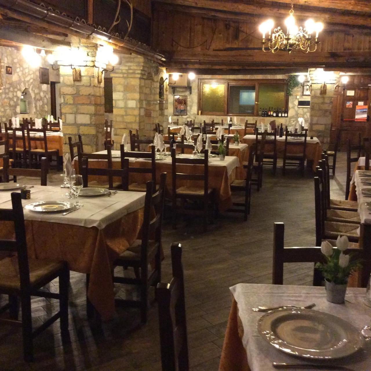 Hotel Il Feudo Dei Pierleoni Celano Luaran gambar